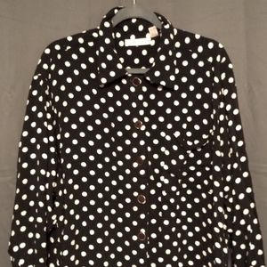 Women's plus size dress shirt